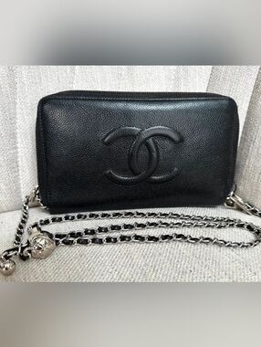 CHANEL Black Caviar Leather Crossbody Wallet with Silver Chain